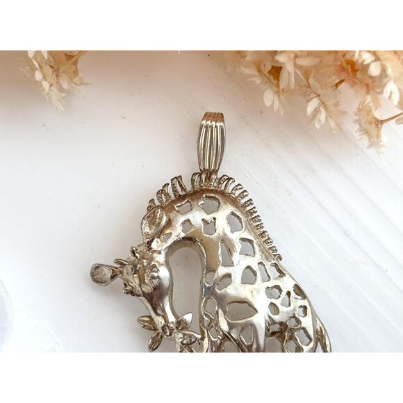Sterling Silver Hand Wrought Cutout Giraffe Figural Jumbo Vintage Pendant - Picture 2 of 10